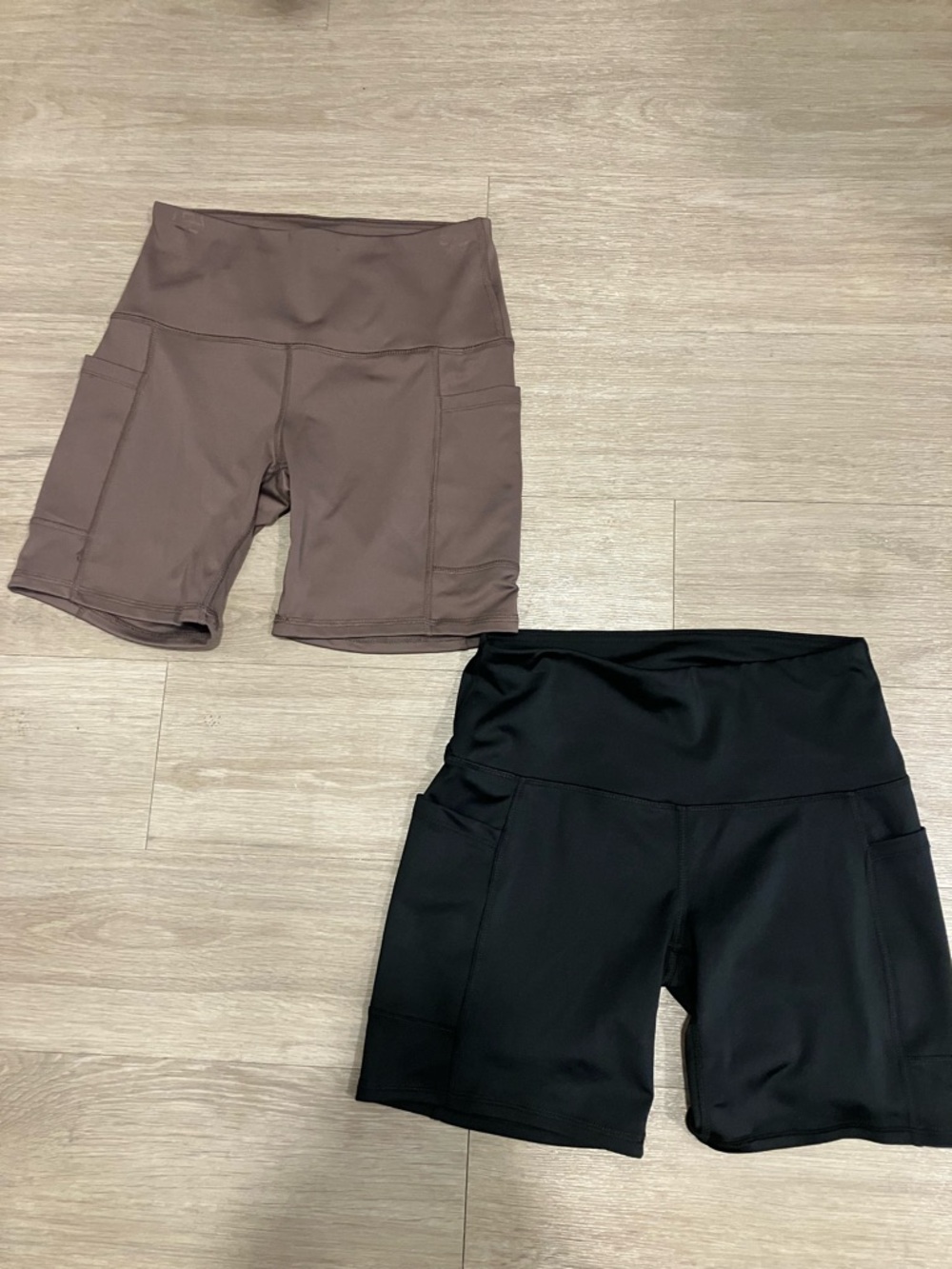 SHEIN Women’s Athletic Bike Shorts with Side Pockets - Black & Brown